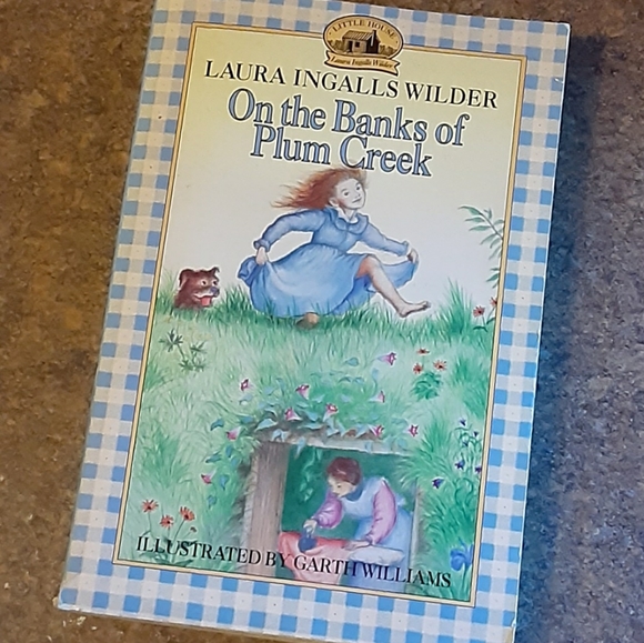Laura Ingalls Wilder "On the Banks of Plum Creek" - Picture 1 of 2